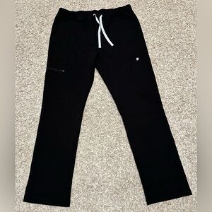 Men’s Figs Scrubs Bundle